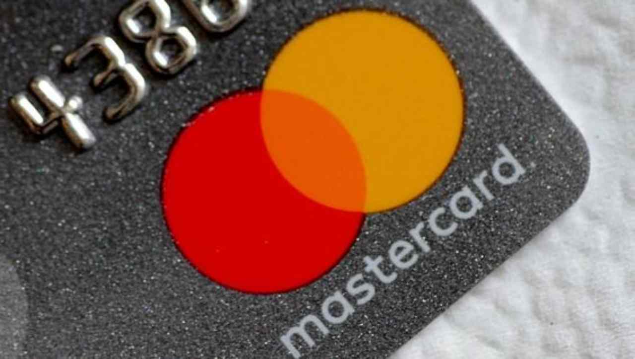 Mastercard dice addio alla banda magnetica sulle sue carte: ecco perché