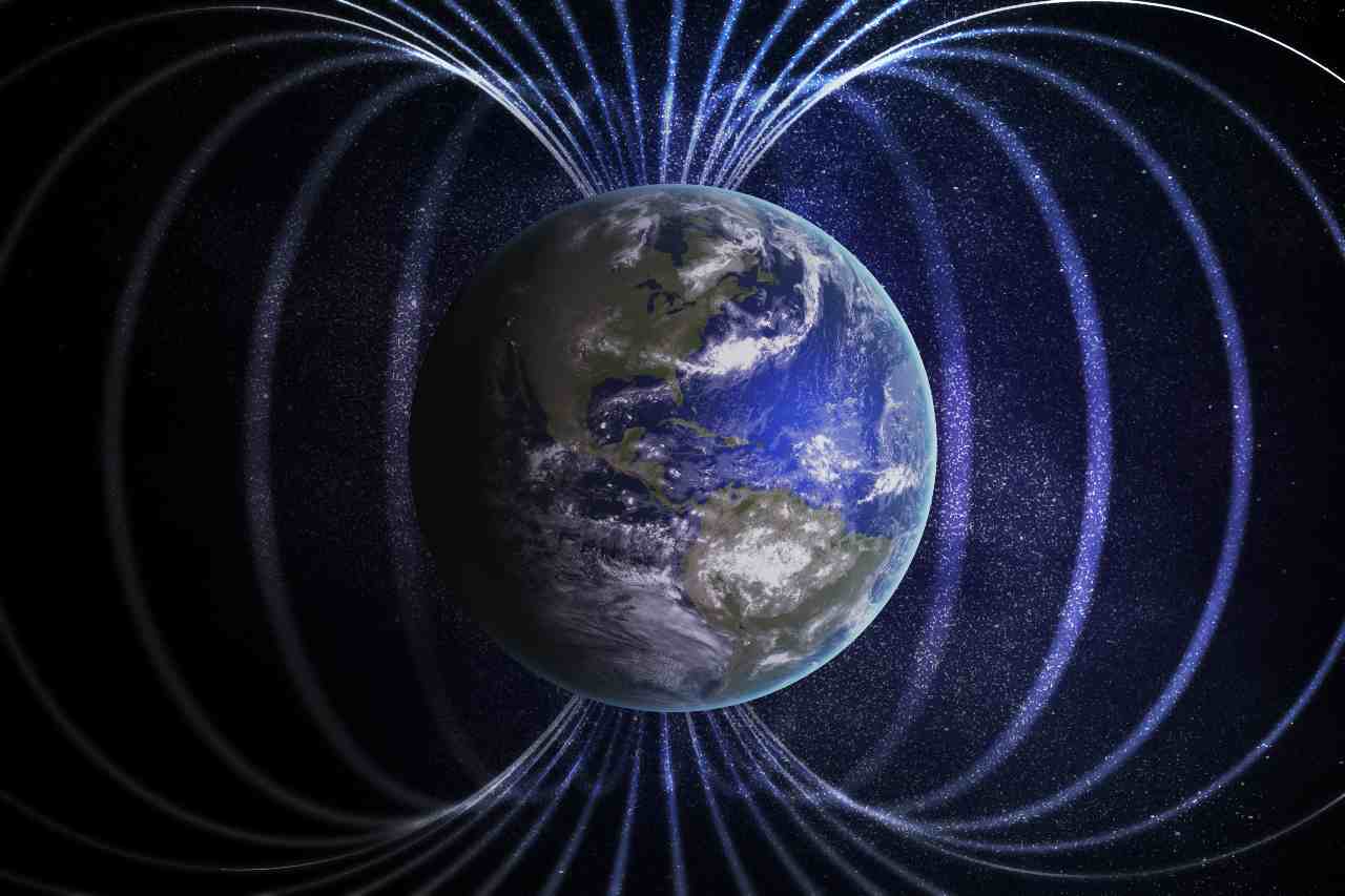 Il campo magnetico terrestre, generato dal nucleo - MeteoWeek.com
