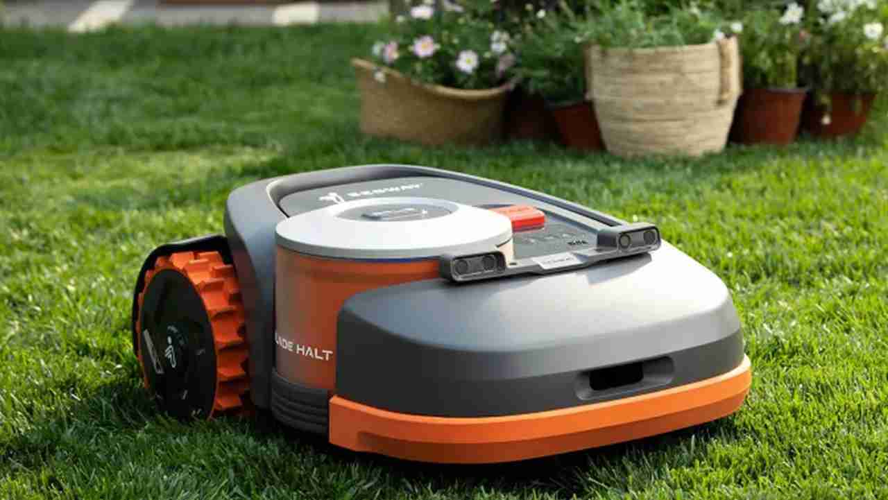 Ninebot Segway, l'ultima trovata di Xiaomi per tagliare l'erba. Un robot giardiniere al vostro servizio
