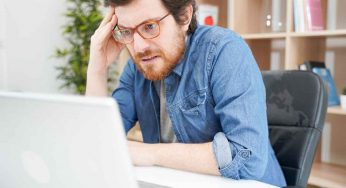 Truffa dei pacchi trattenuti: ecco la versione di DHL e perché non dovreste mai aprire l’SMS