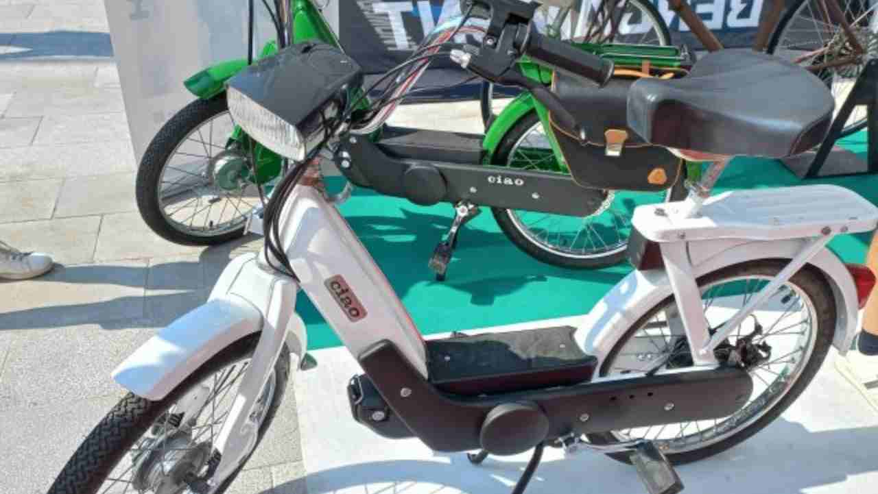Ve lo ricordate il Ciao Piaggio? Ecco la nuova versione in formato e-bike!