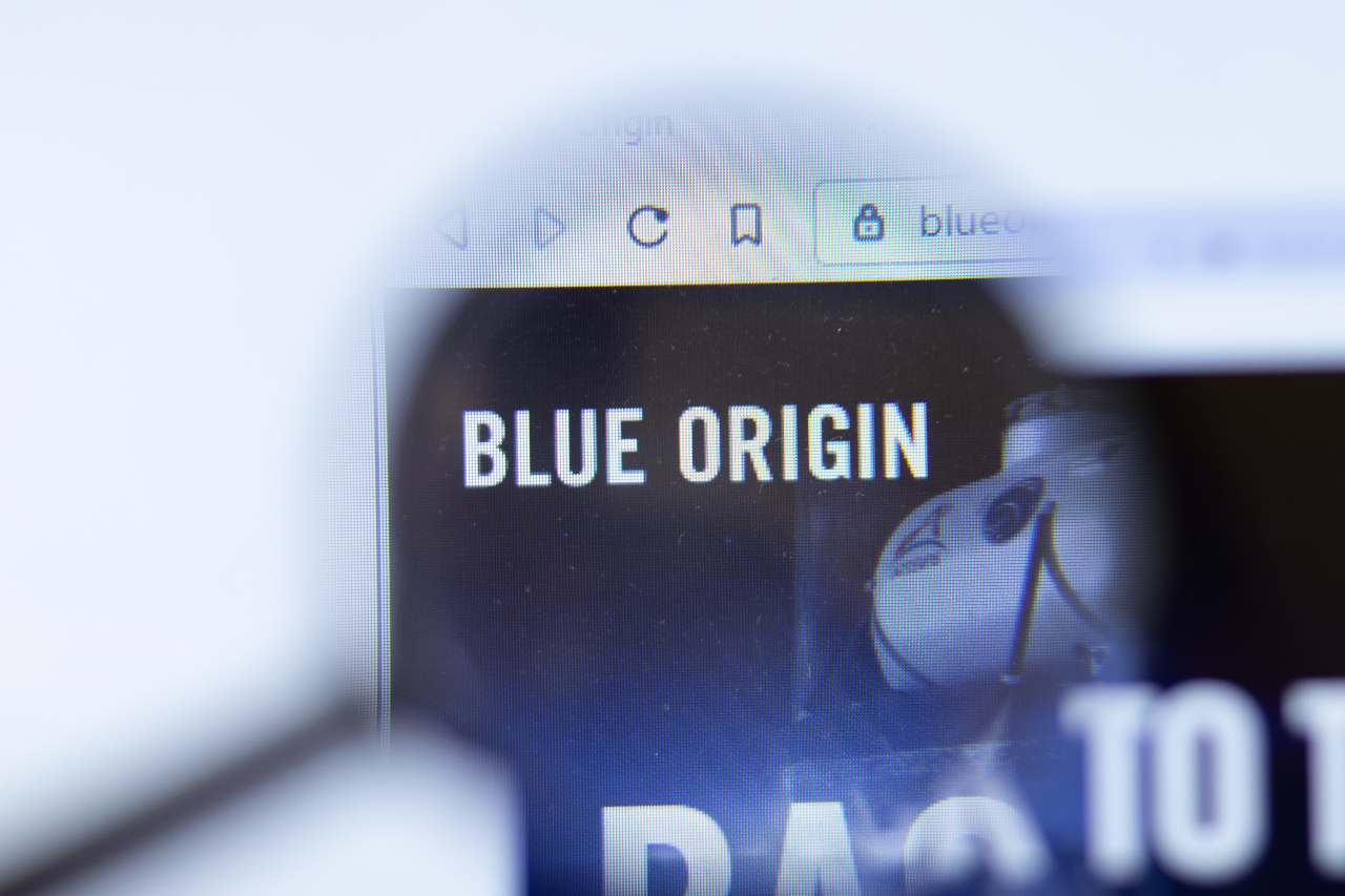 Blue Origin, il logo (Adobe Stock)