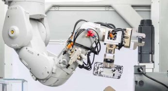 Ecco a voi Daisy, il personalissimo computer della Apple che ricicla gli iPhone
