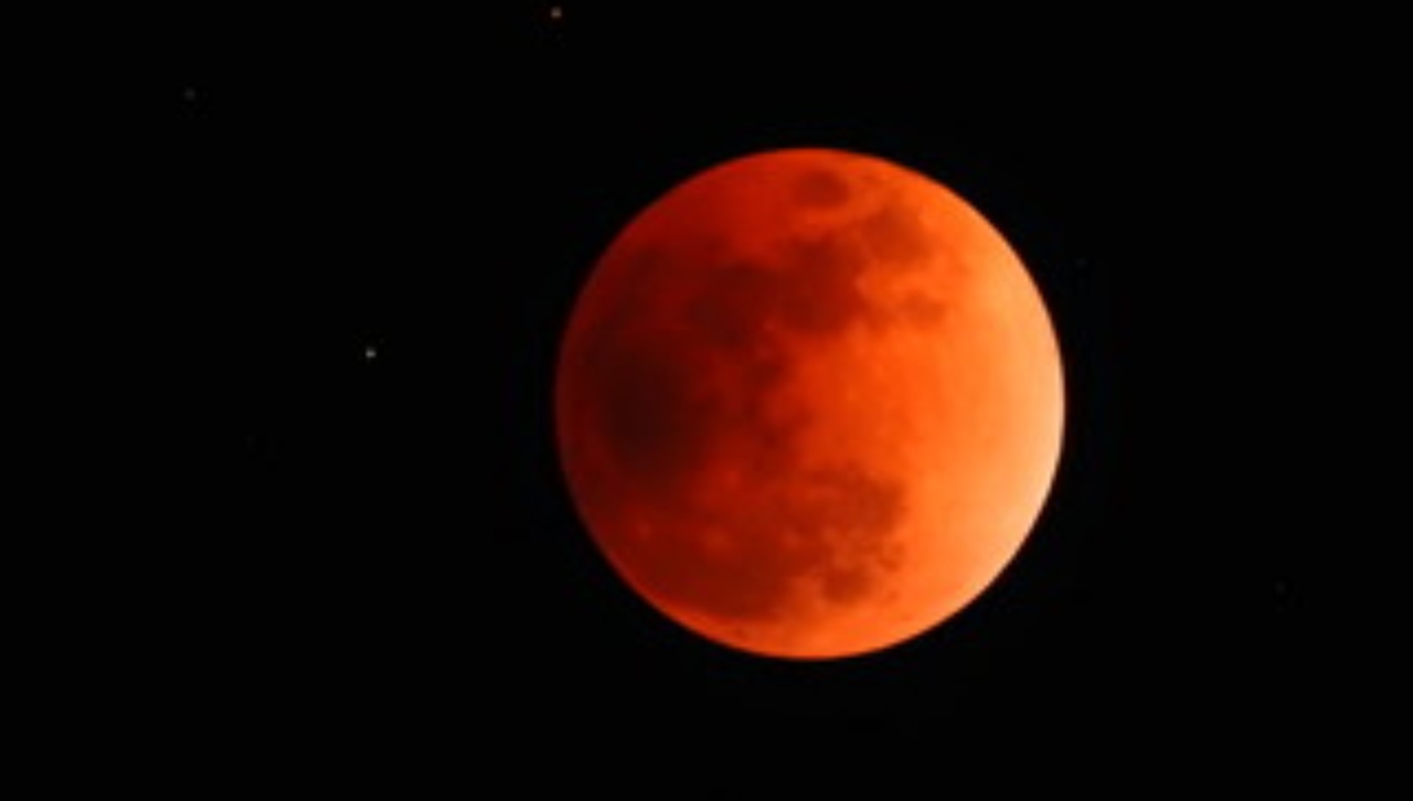 Eclissi Lunare del secolo, dove si potrà vedere e quando