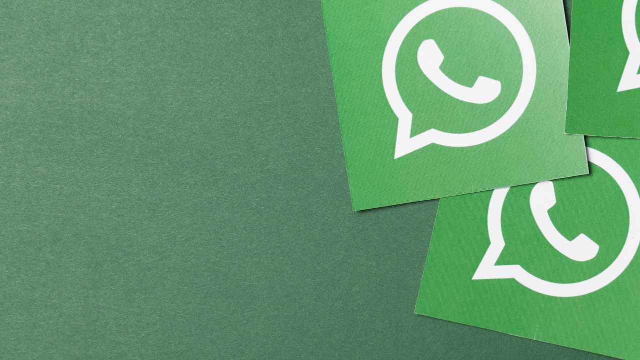 WhatsApp paladino della giustizia, blocca chi molesta
