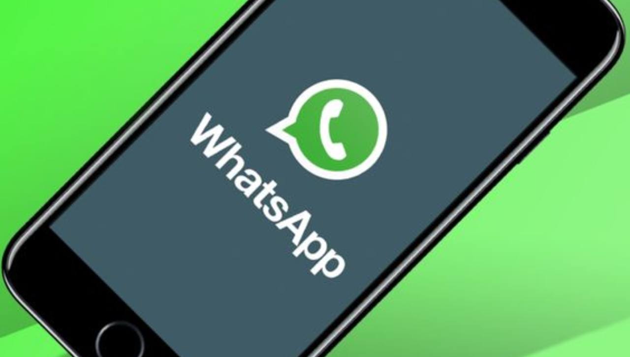 Trucco WhatsApp per rispondere automaticamente ai messaggi senza doverli scrivere uno ad uno