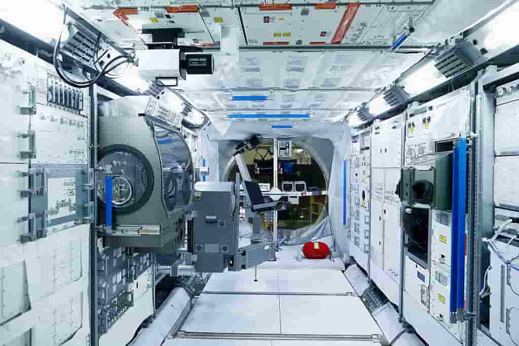 ISS 2 ISS 1 312021- MeteoWeek.com