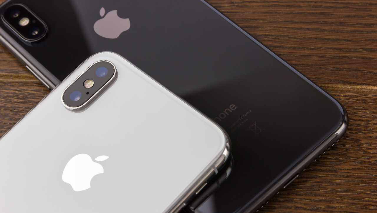 Apple si sta preparando al lancio di due versioni economiche di iPhone: ecco tutto quello che sappiamo