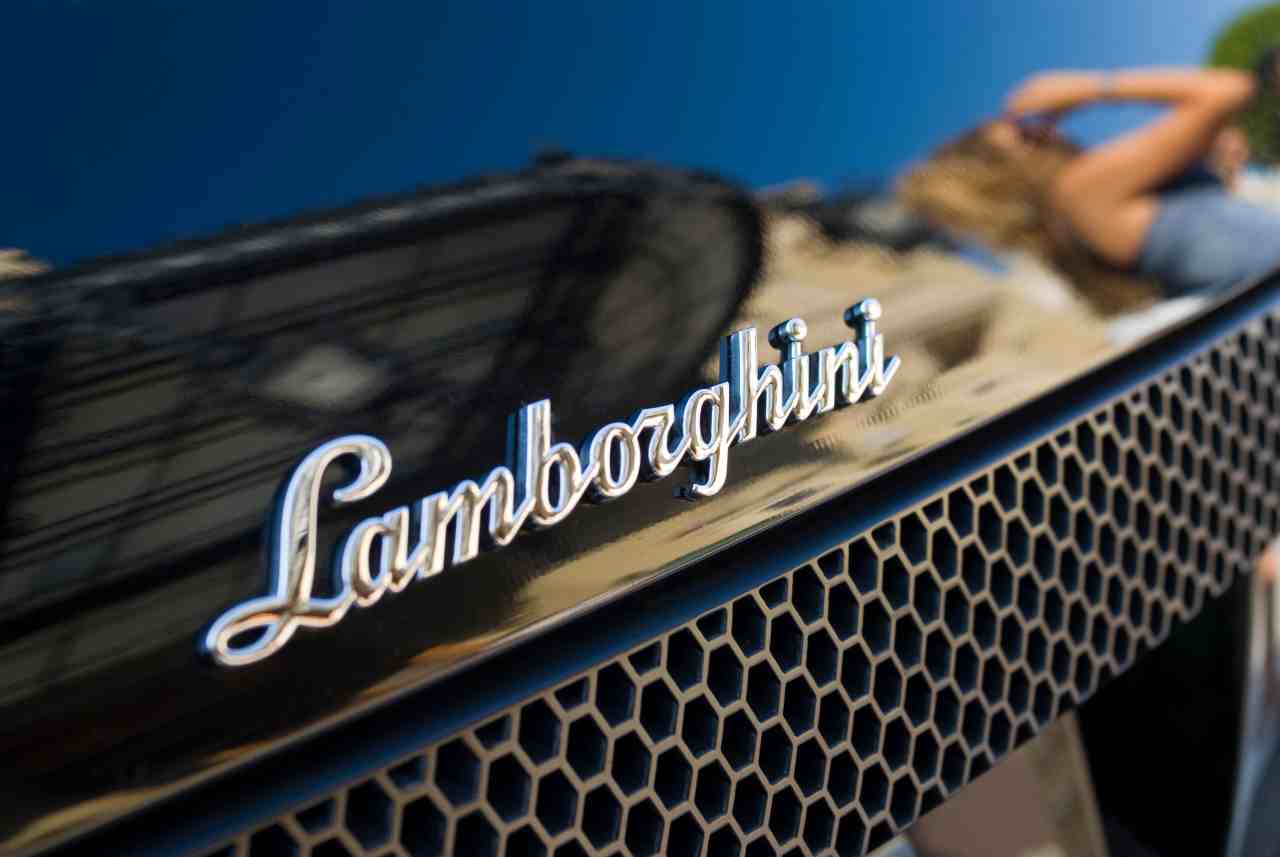 Lamborghini 20220207 tech