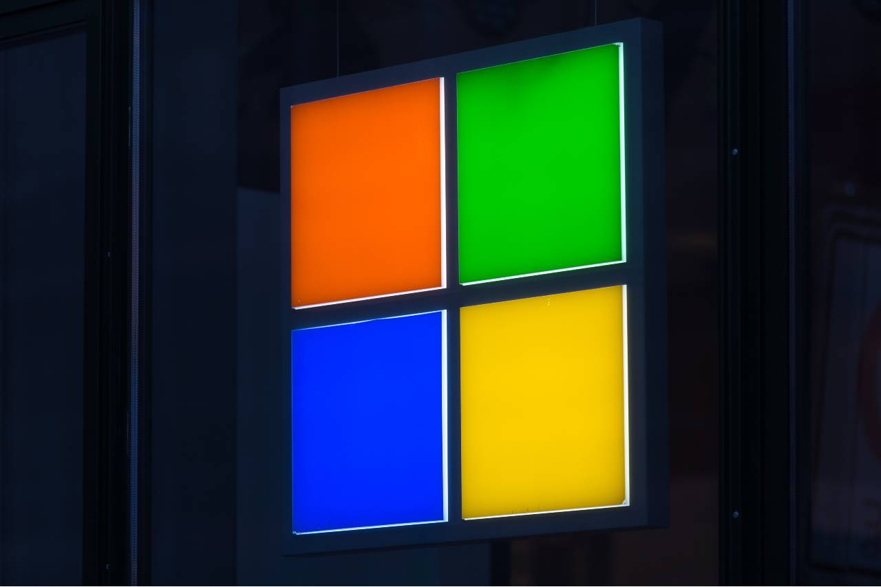 Microsoft logo 20220307 tech