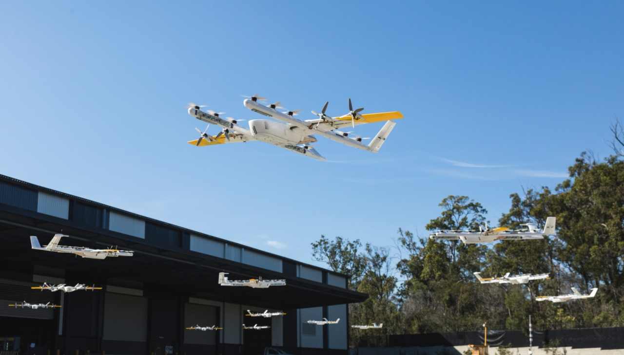Alphabet accellera sulla consegna coi droni Wing con fattorini esperti