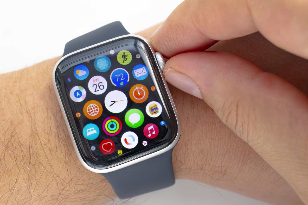 Apple Watch 6 20220426 tech