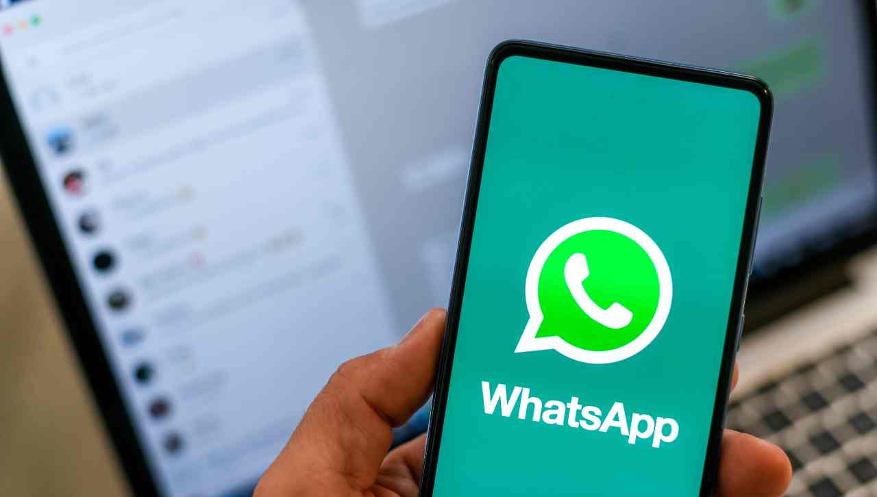WhatsApp Premium faciliterà il dialogo tra clienti e imprese: ecco le tutti i nuovi strumenti