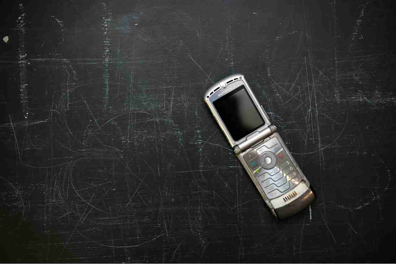 Motorola Razr 3 20220618 tech