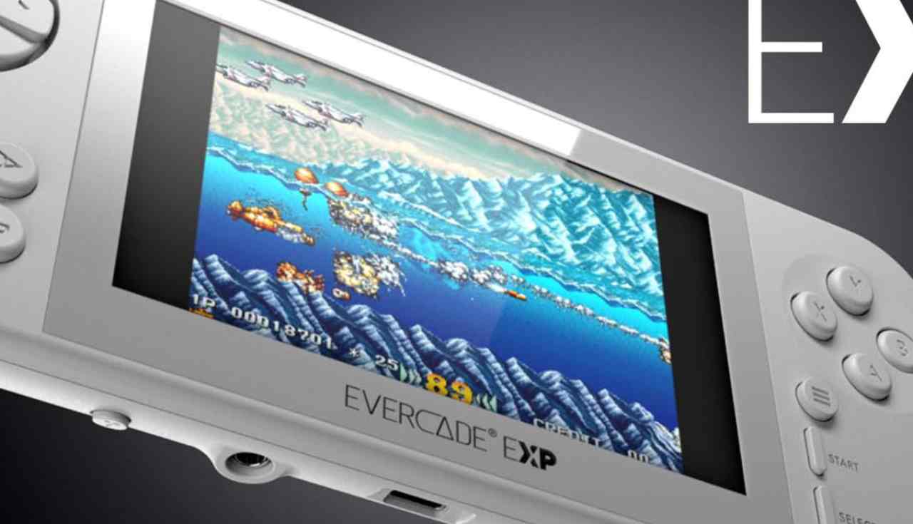 EXP annunciata da Evecade, la nuova console portatile ha un design tutto retrò