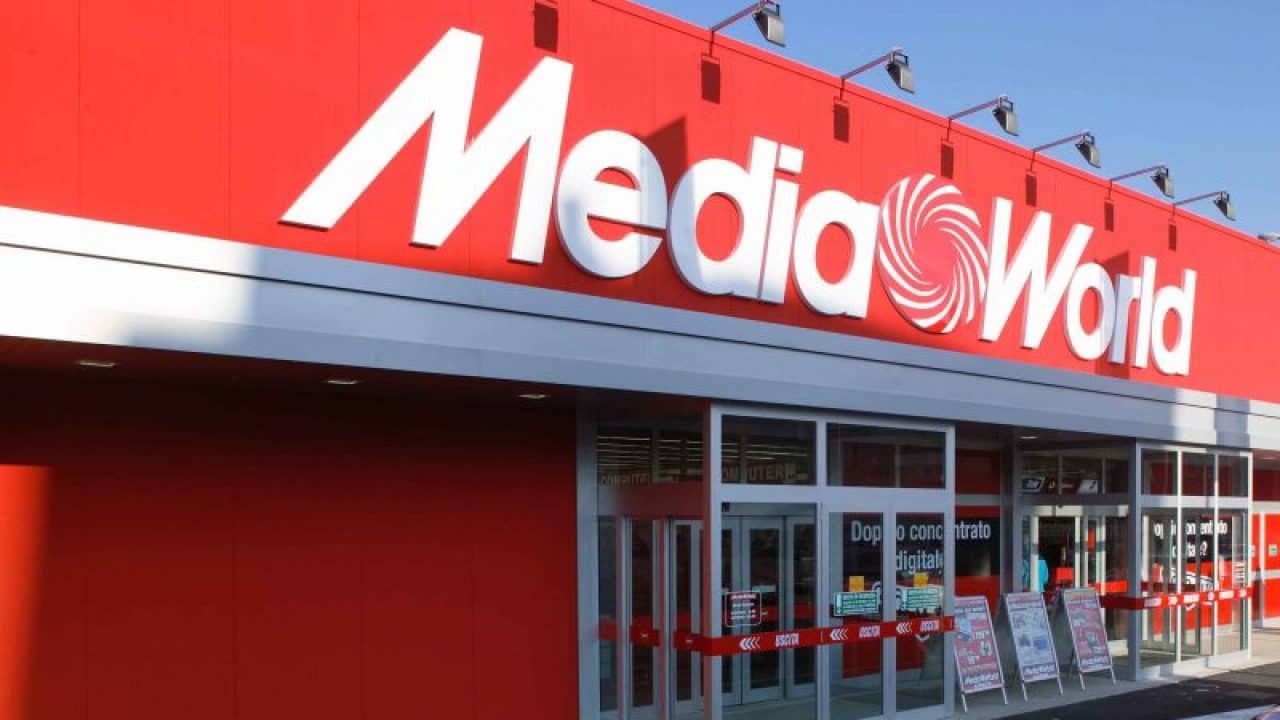 mediaworld-negozio