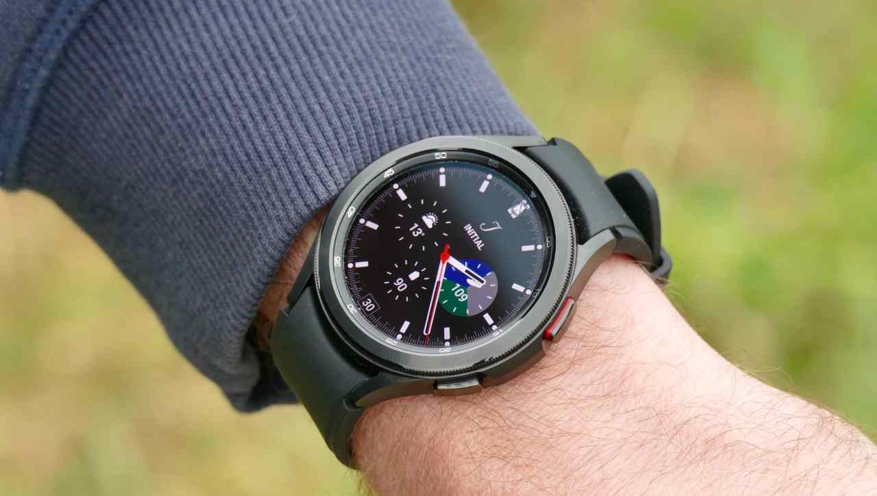 Samsung Galaxy Watch5: nei primi renders scoviamo l'oggetto dei nostri desideri